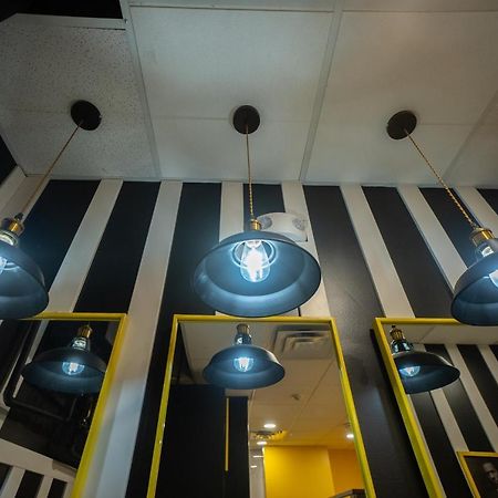 ריצ'מונד Panda Pod Hotel מראה חיצוני תמונה
